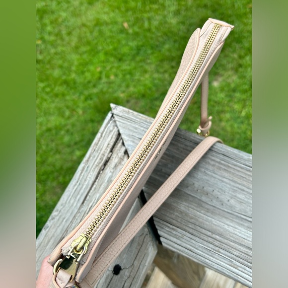 🌸Tory Burch Crossbody - Picture 4 of 16